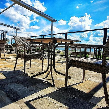 Haus Vier Hotel โกรสเรสเชน ภายนอก รูปภาพ
