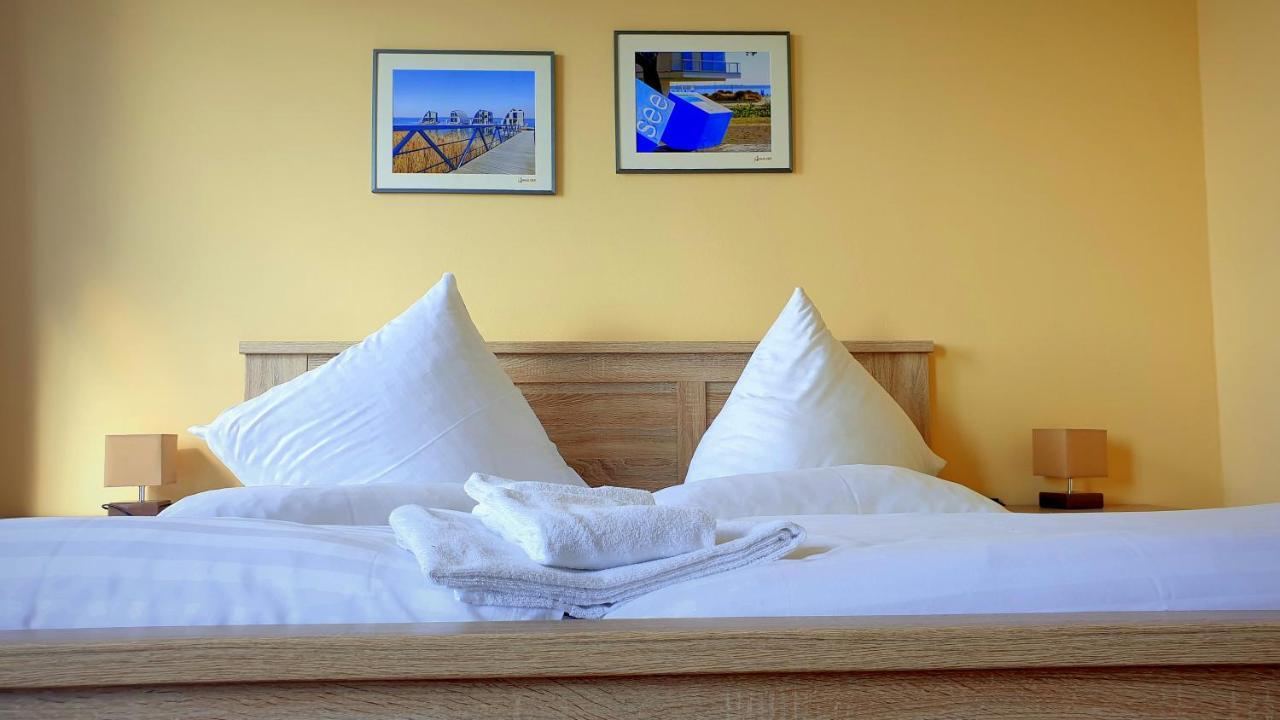Haus Vier Hotel โกรสเรสเชน ภายนอก รูปภาพ